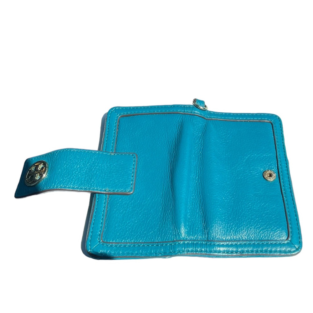 Tory Burch blue Amanda bifold wallet snap close credit card slots on inside - Picture 6 of 12